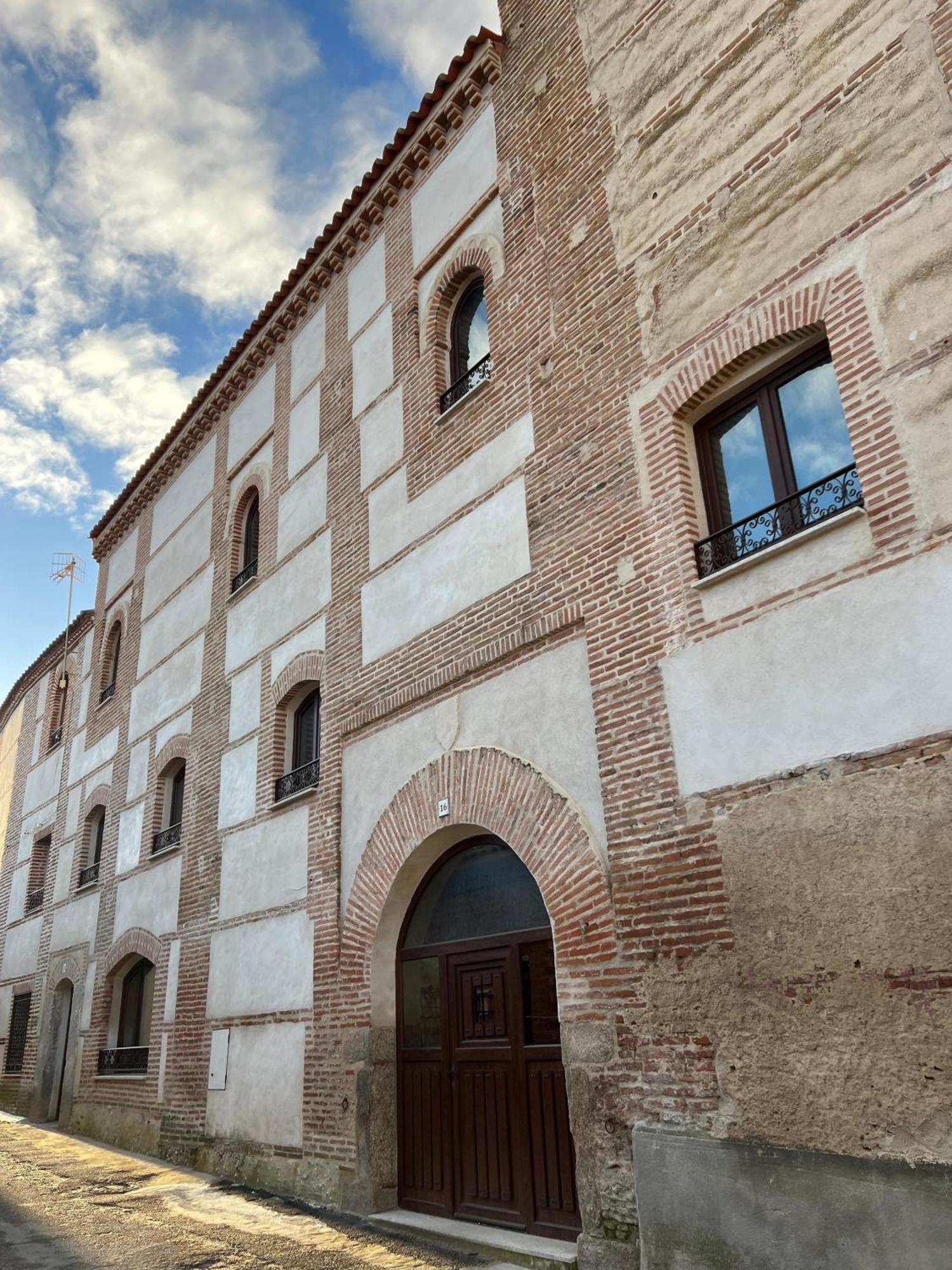 Casa Rural El Torreon Fontiveros Eksteriør billede